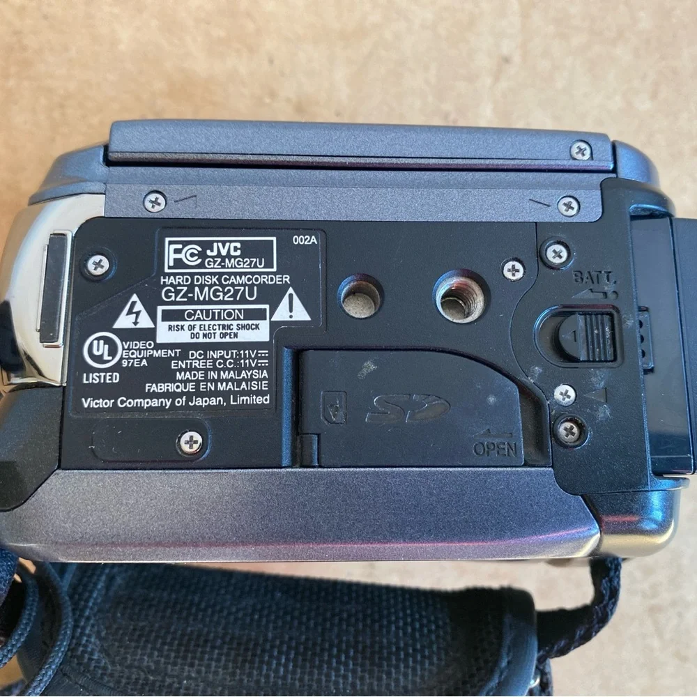 JVC Everio GZ-MG27U digital Camera